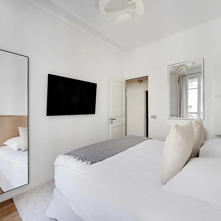 Beautiful - 2bd 4p - 16eme Avenue Foch Apartmán
